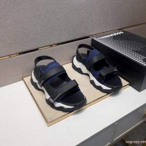 ブランド 品 激安 通販ディースクエアード手元に在庫あり 年末で限定アイテム きちんと感が抜群サンダル.